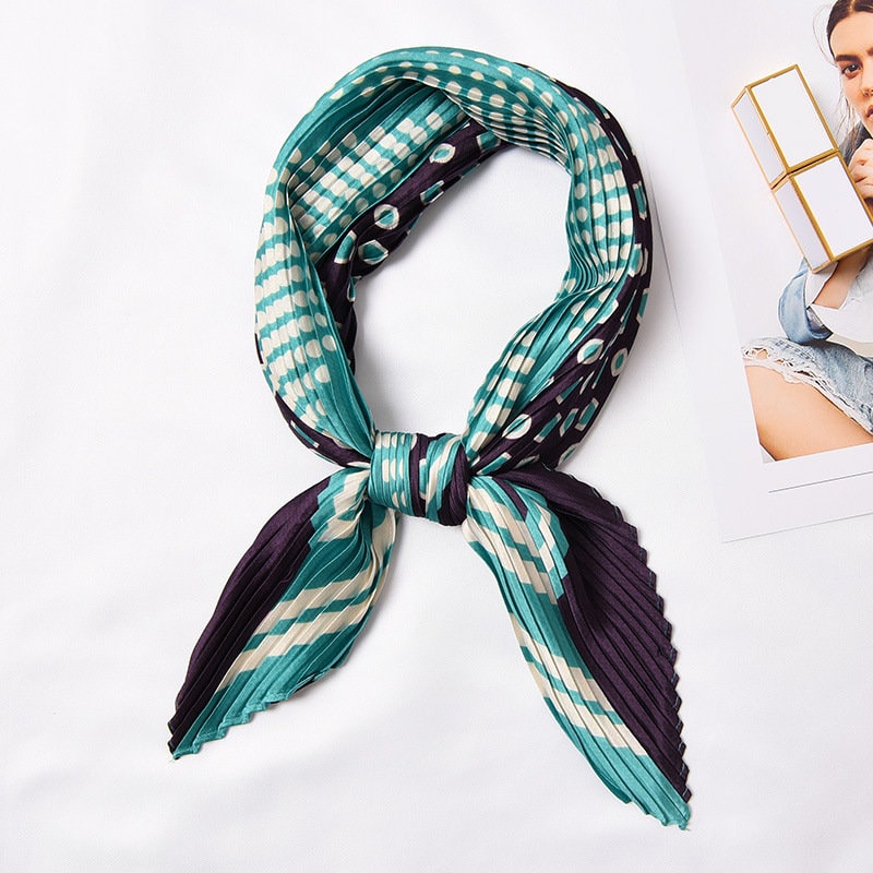 Green Pleated Twill Scarf | Versatile Bandana